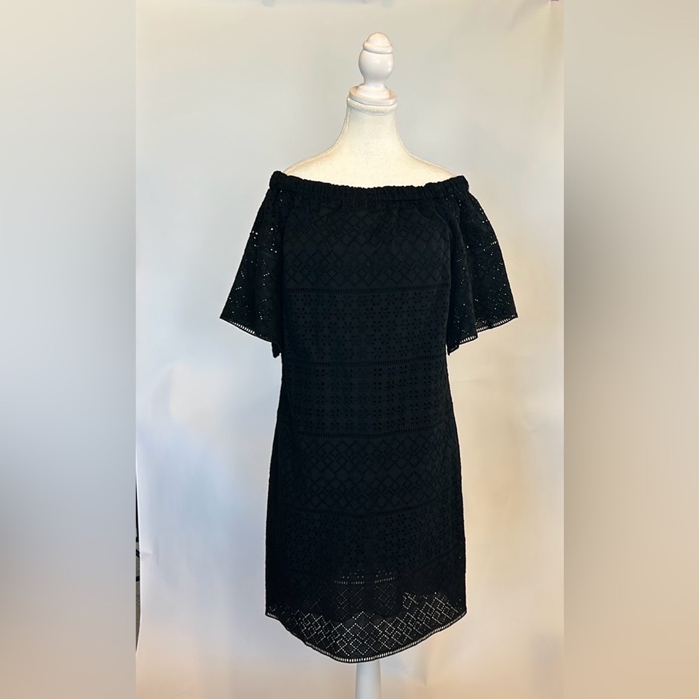 Lauren Ralph Lauren | Black Eyelet Off-The-Shoulder Cotton Shift Dress | Size 14